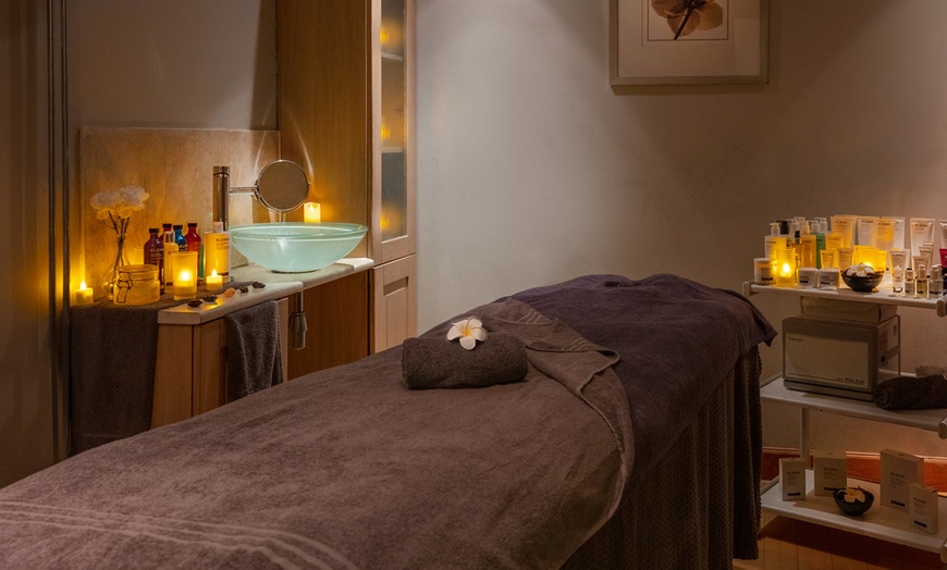 Image 2: Choice of Spa Day with Treatments, Lunch & Prosecco