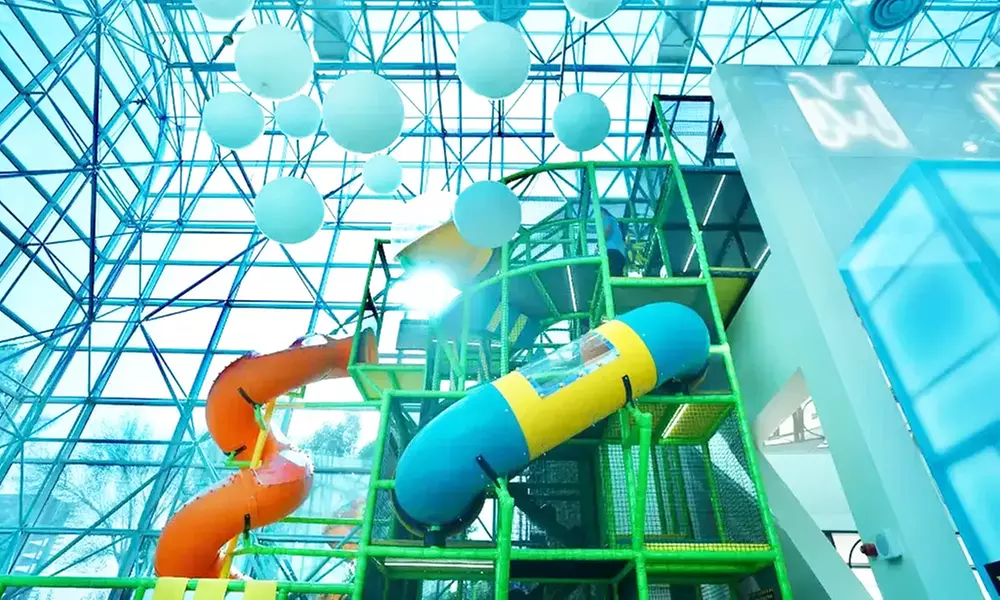 One or Two Hour Play Access + Painting & Arts & Crafts For Up to Two