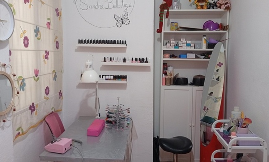 Image 2: 2 sesiones de manicura pedicura o manipedicura normal o semipermanente