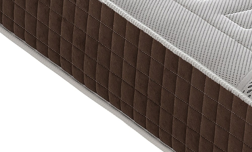 Image 4: Matelas à mémoire de forme avec 13 zones différenciées