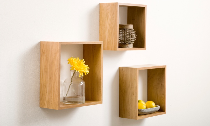 Image 1: Oak-Effect Floating Shelves