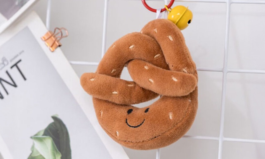 Image 8: Peluches suaves con distintas formas para niños