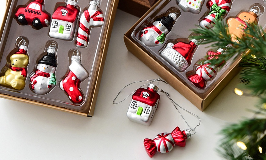 Image 4: 9er- oder 17er-Set Weihnachts-Kugeln aus bemaltem Glas