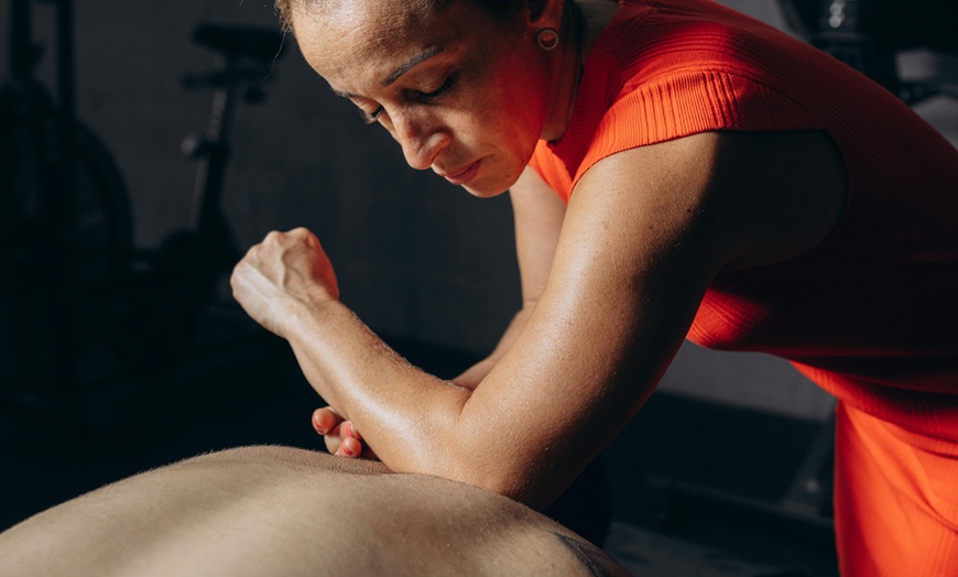 Image 4: Relax & Recharge with One or Four 40 or 90-Minute Deep Tissue Sessions