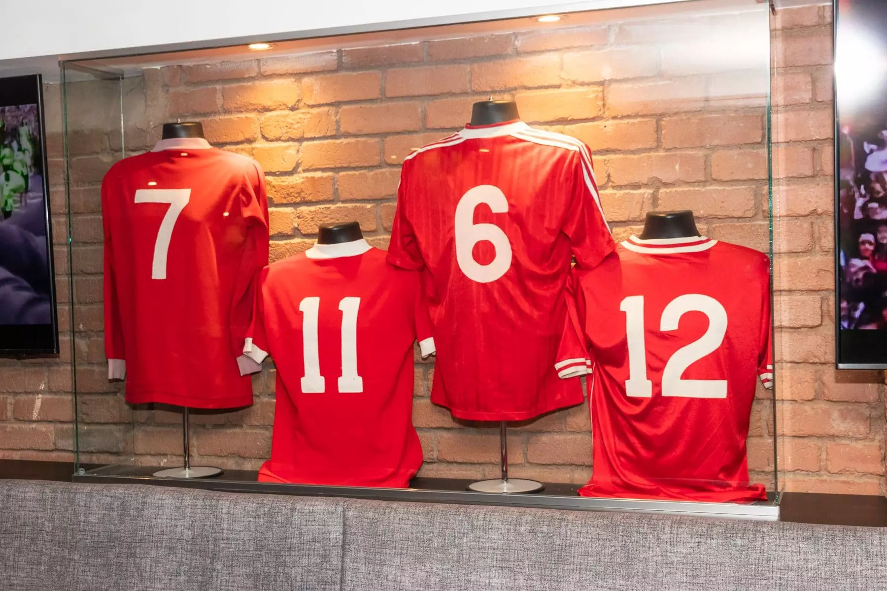 Pizza or Burger at the Ultimate Liverpool Football Club Sports Bar!