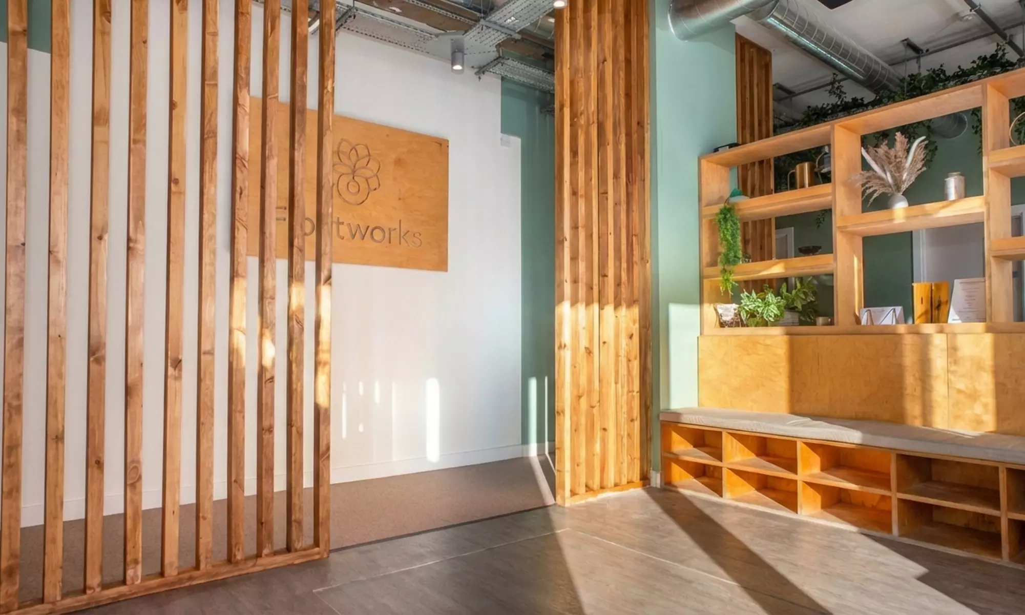 Deep Relaxation & Revitalise with Float & Light Therapy Massages