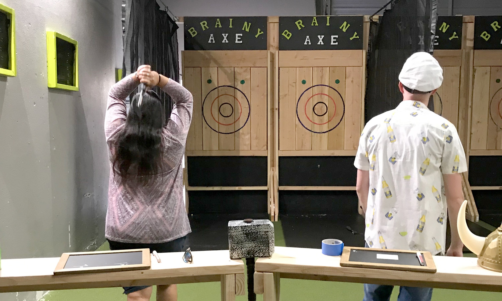 Axe Throwing Experience – Bakersfield