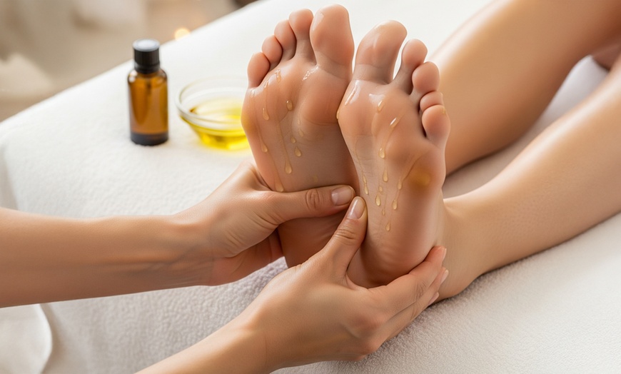 Image 3: 60-Minute Massage