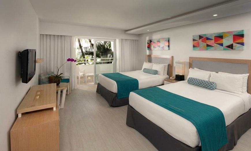 Image 14: ✈ 4 or 7-Night All Inclusive Dominican Republic Vacation with Air