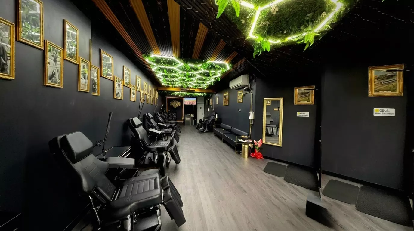 Piercing and Jewelry Worth Up to $200 Now at a Fraction of the Cost