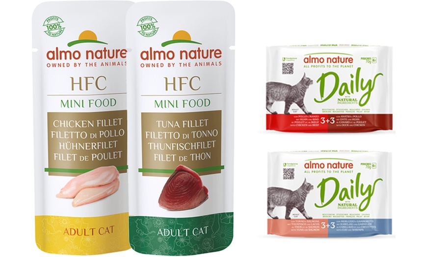Image 1: Fino a 200 bustine di cibo umido o snack per gatti Almo Nature