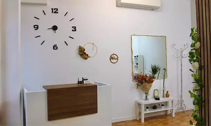 1 o 2 sesiones  rehidratación de labios con dermapen para 1 persona, con hasta un 43% de descuento - Second Medium