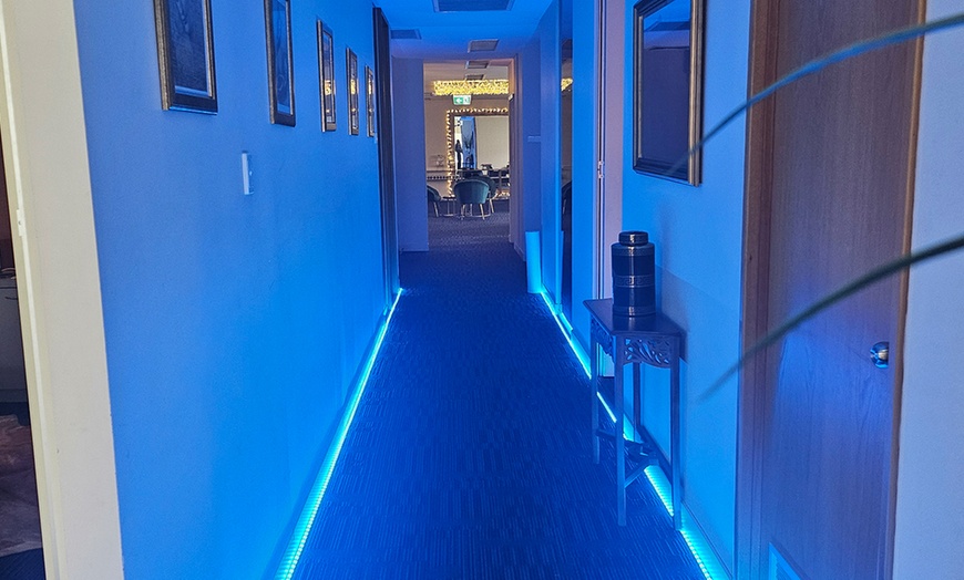 Image 8: Indulge in Luxe Pampering: Unwind with Face and Body Pamper Package!