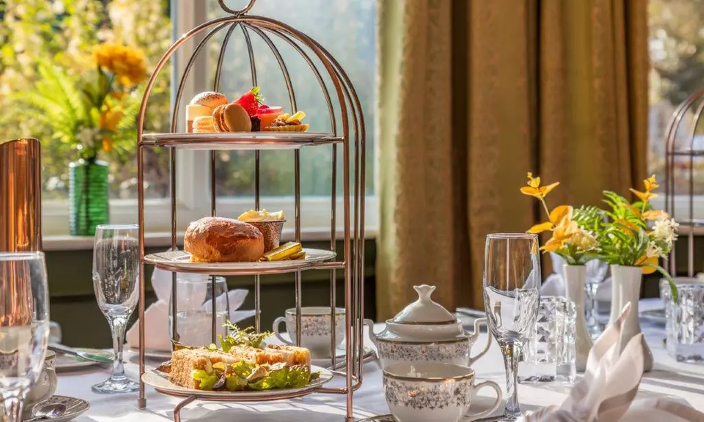 4* Norfolk: Standard Double or Twin Room Stay with Breakfast & More