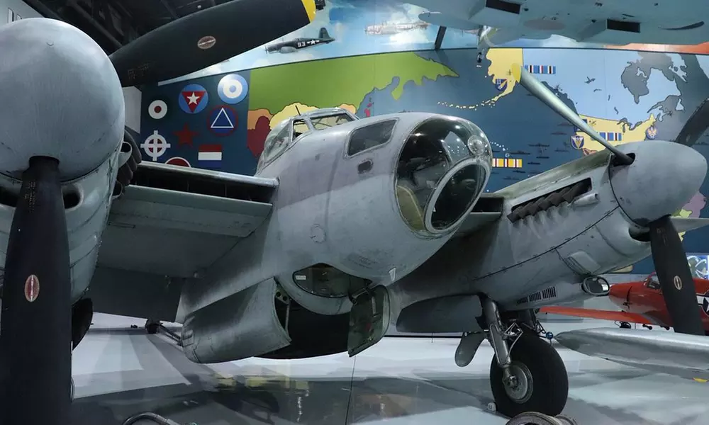 Fly Into History – EAA inc. Admissions for All Group Sizes