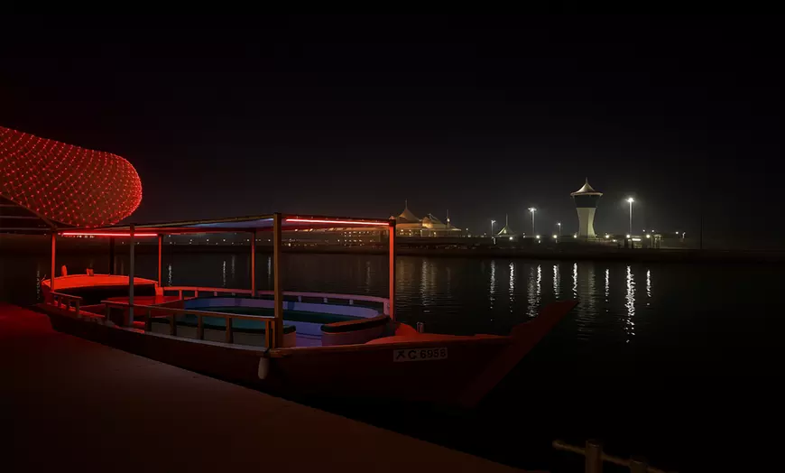 Image 7: Private Island Party with Breathtaking Skyline Views for 12 Guests!