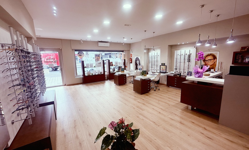 Image 1: Gafas graduadas monofocales, progresivas o lentillas para 1 persona