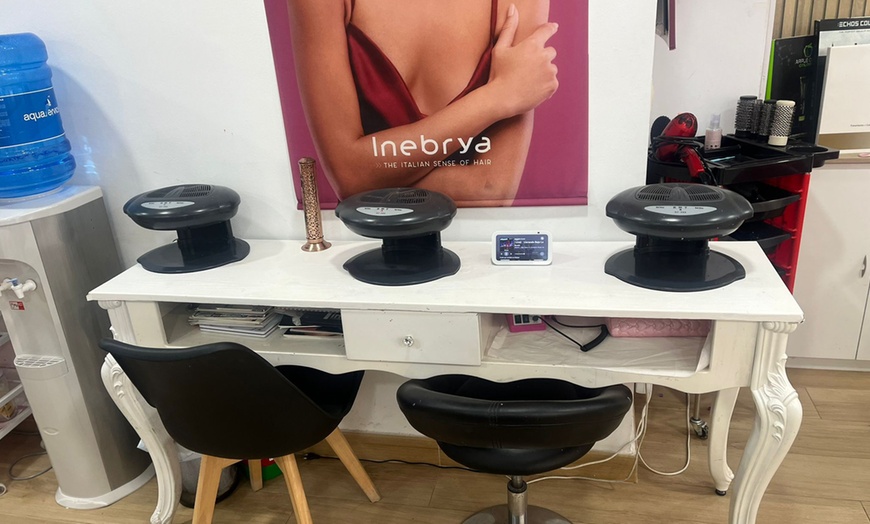 Image 5: 1 o 3 sesiones de manicura y/o pedicura convencional o semipermanente