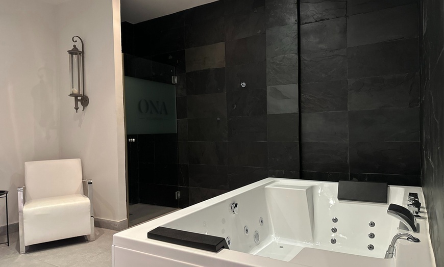 Image 5: Peeling facial con sauna, aguas termales y tratamientos faciales 