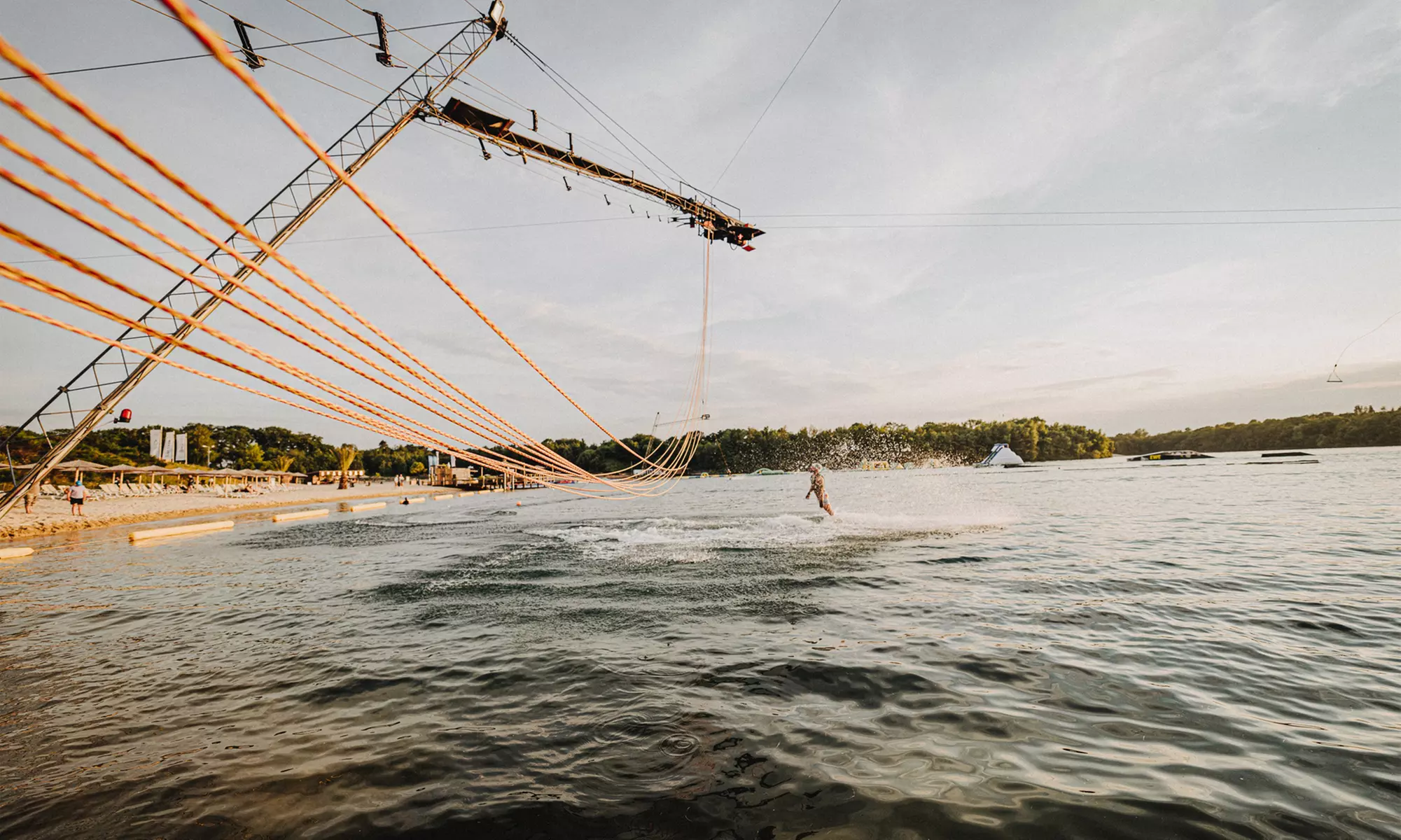 2-Std.- oder Tagesticket für Wakeboarden oder Wasserski für 1 Person