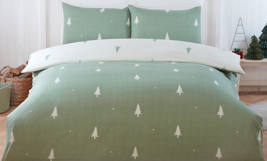 Image 1: Fir Reversible Duvet Set
