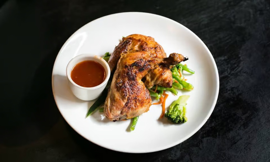 Image 12: Thai Dining with Cocktails at Sea Thai Restaurant & Bistro