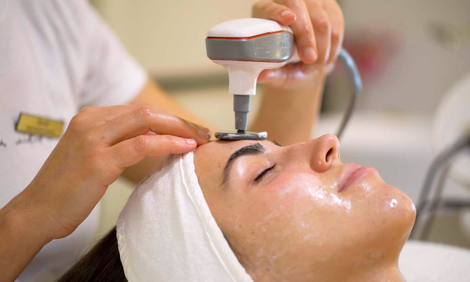 1 o 2 sesiones de radiofrecuencia Indiba facial reafirmante