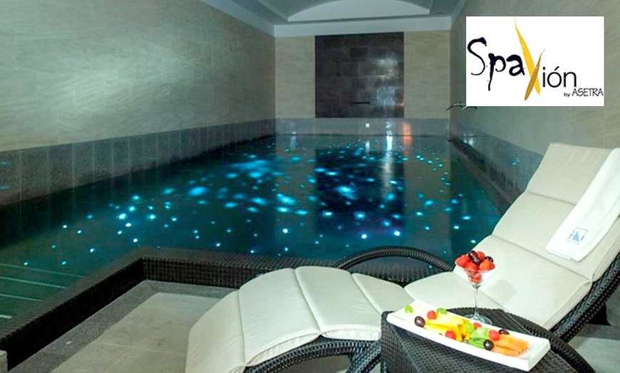 Image 1: Mímate en un entorno único: circuito spa para 2 en Spaxión Aurea