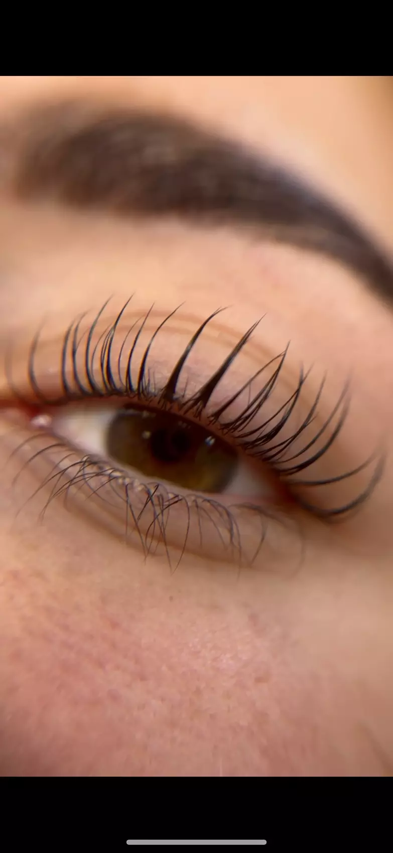 Rehaussement de cils et brow lift