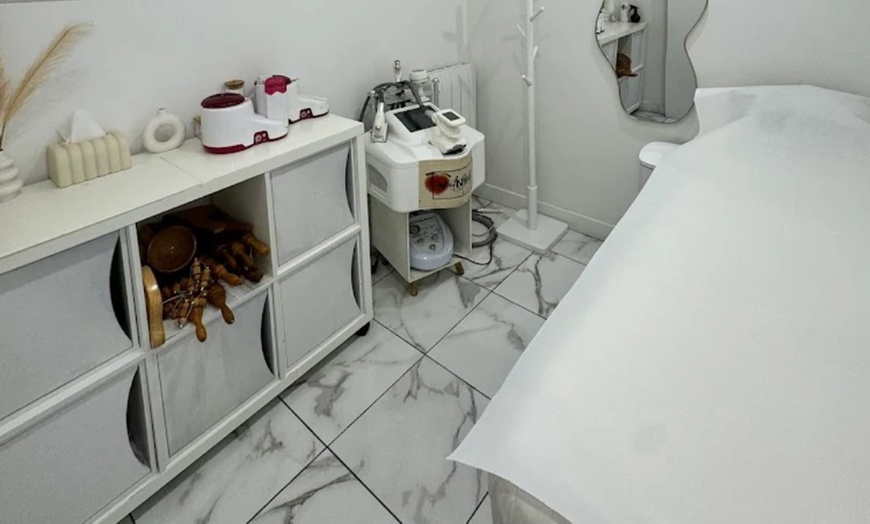 Image 2: Extension de cils pose naturelle ou complète avec méthode au choix à l'institut Sweet Body By Mina