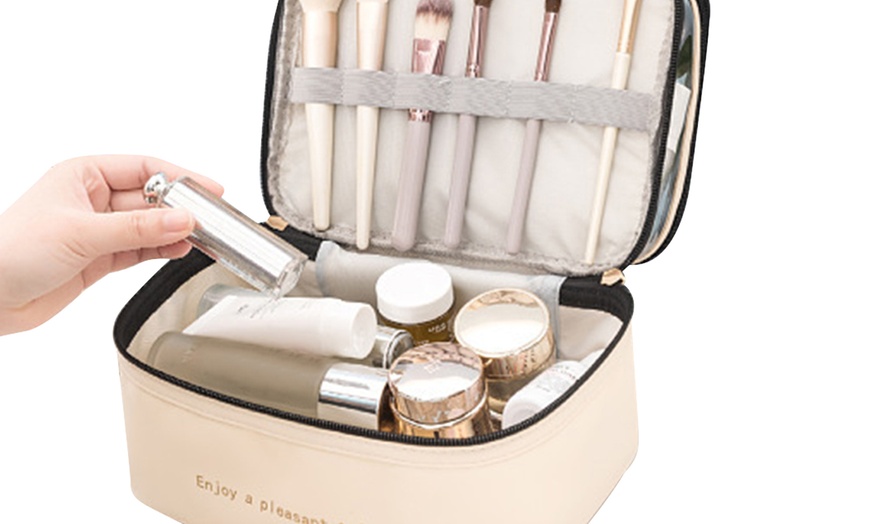 Image 5: Double Layer Makeup Organizer Bag
