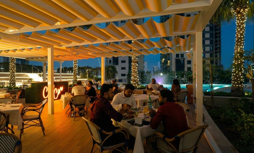 Image 5: Enjoy a Lavish Iftar Buffet with Ramadan Beverages for Child or Adults