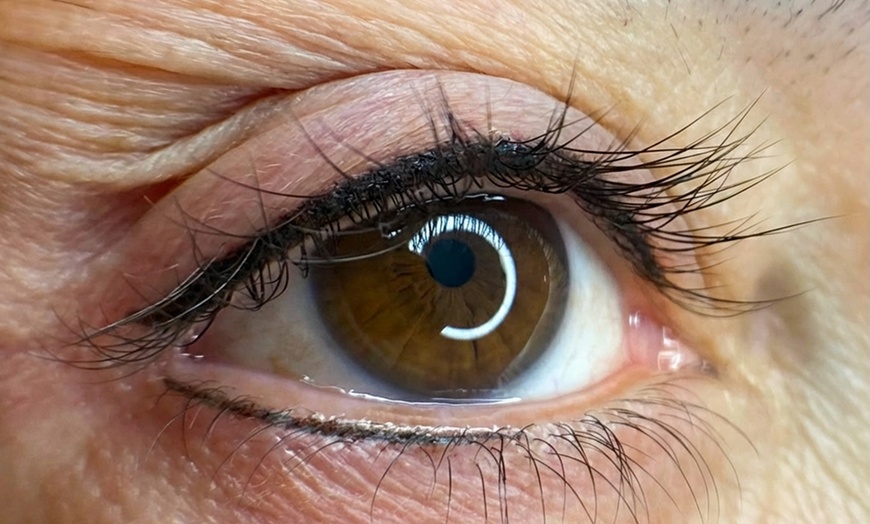 Image 3: Permanent Eyeliner mit Schattierung für 1 Person
