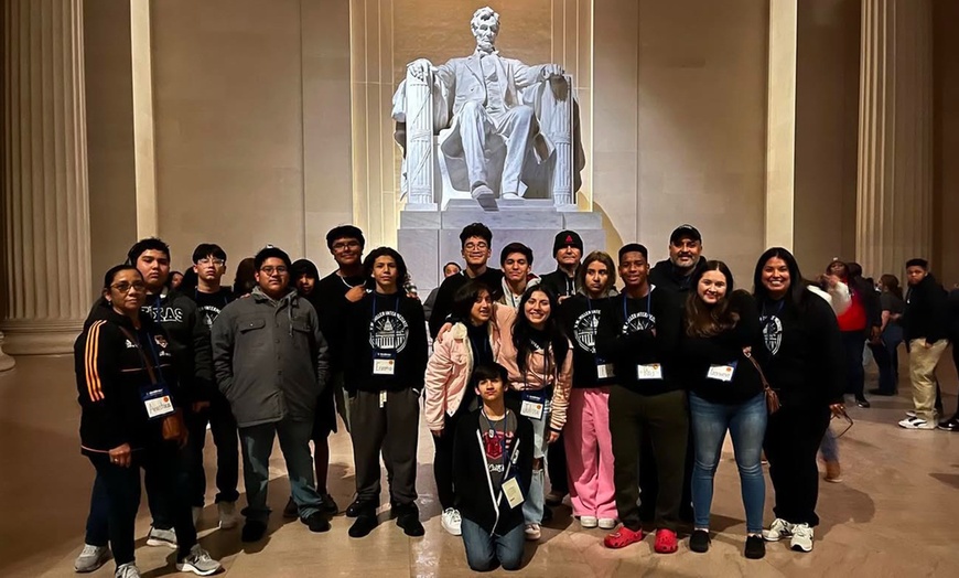 Image 4: National Mall Sunset Walking Tour for Adult or Child | Iconic Sites