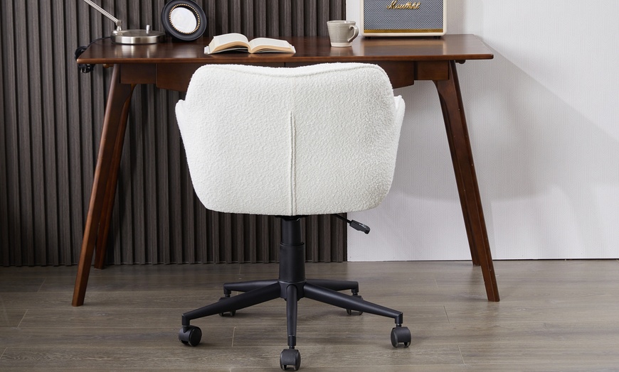 Image 5: Office Chair Collection