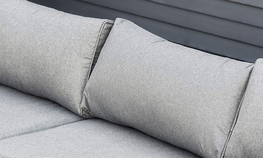 Image 6: Outsunny Six-Seater Rattan-Effect Corner Sofa Set