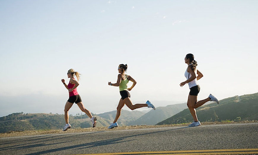 Image 1: Boost Performance with 1:1 Coaching for Runners 