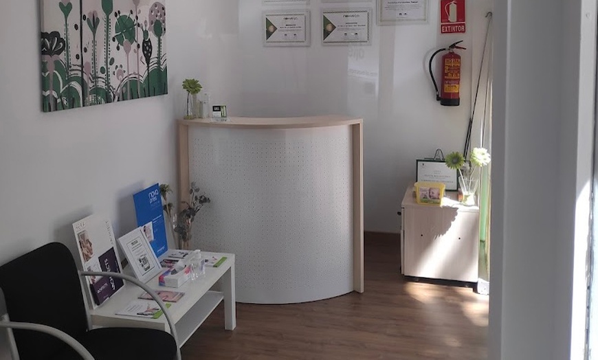 Image 6: Masaje corporal a elegir de 45 minutos con 15 minutos de masaje Kobido