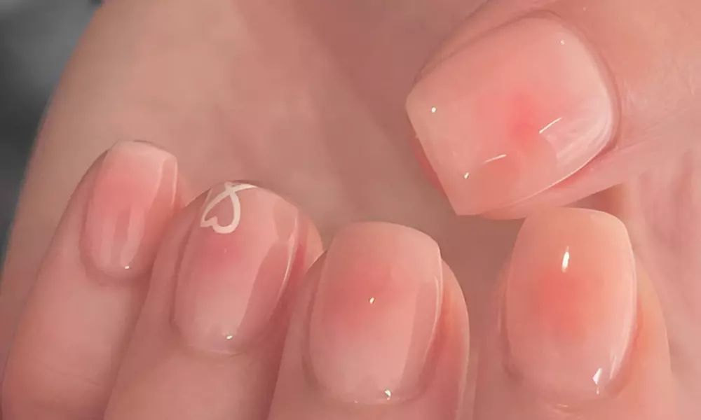 Ultieme verzorging met luxe nagels & verfrissende gezichtsverzorging