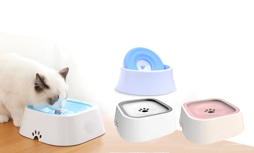 Image 1: Splash-Free Floating Pet Bowl