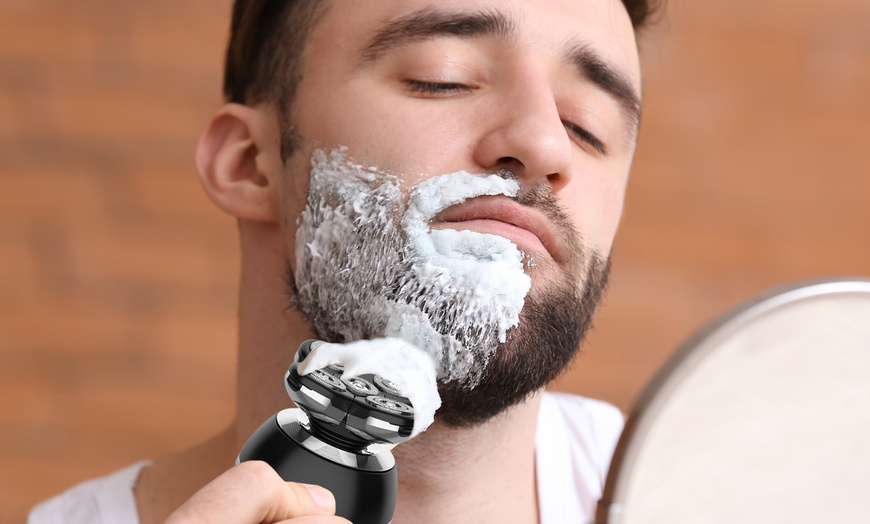 Image 6: Alivio 5-in-1 USB Rechargeable Electric Razor