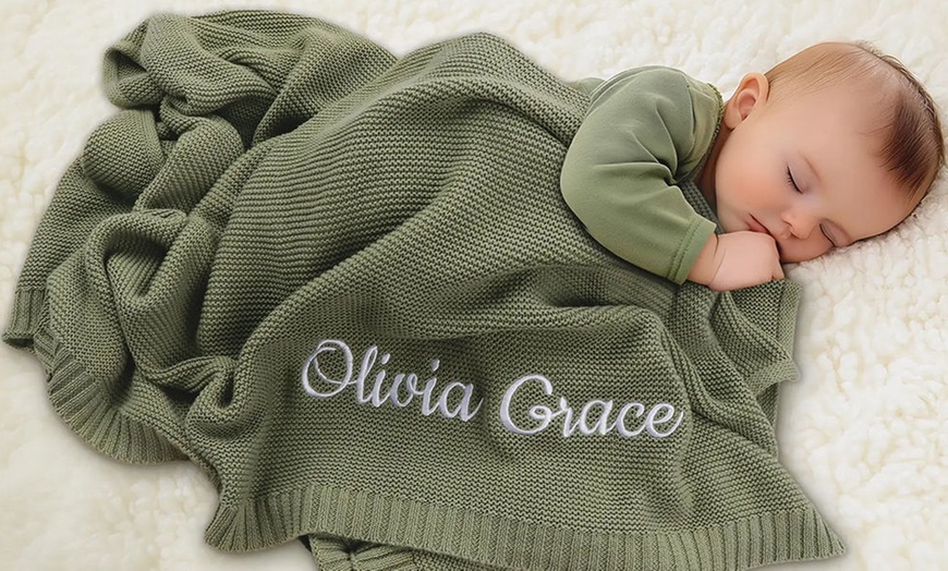 Image 1: 1 ou 2 couvertures brodées personnalisées pour bébé