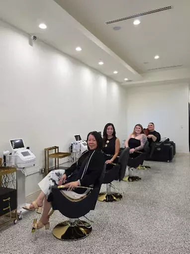 Deals on Head Spa for One or Couples w/ Head, Neck, & Shoulder Massage