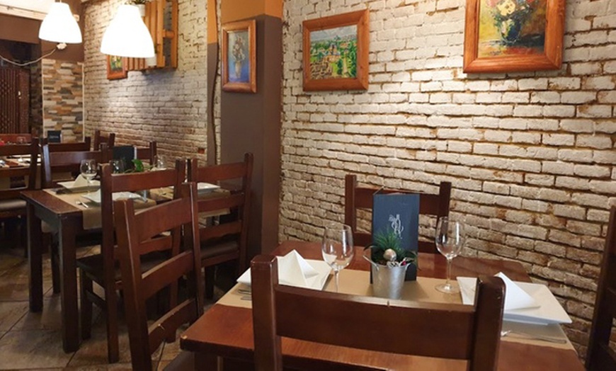 Image 4: Menú mediterráneo para 2 o 4 personas