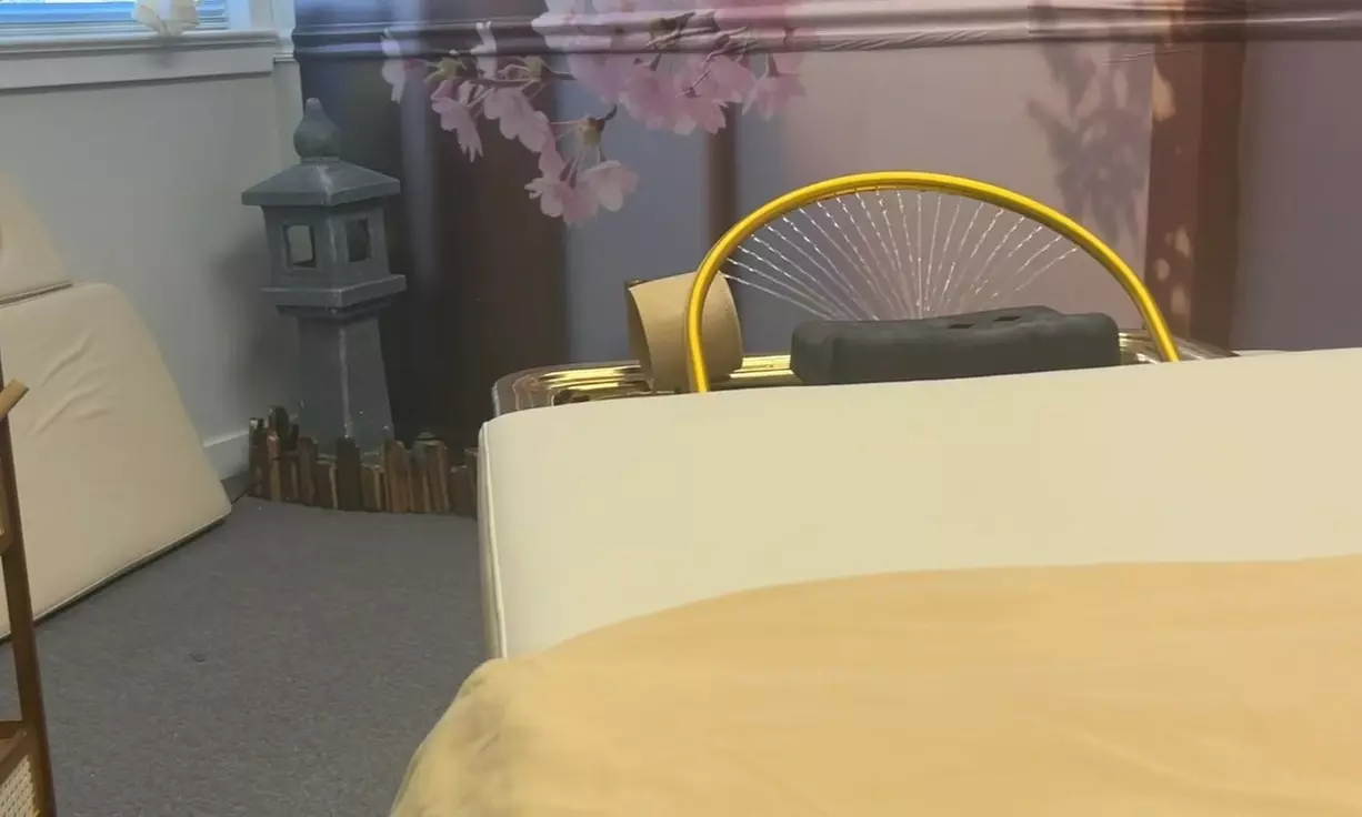 Head Spa for 1 - 2 w/Massage on Neck and Scalp + Optional Thai Massage