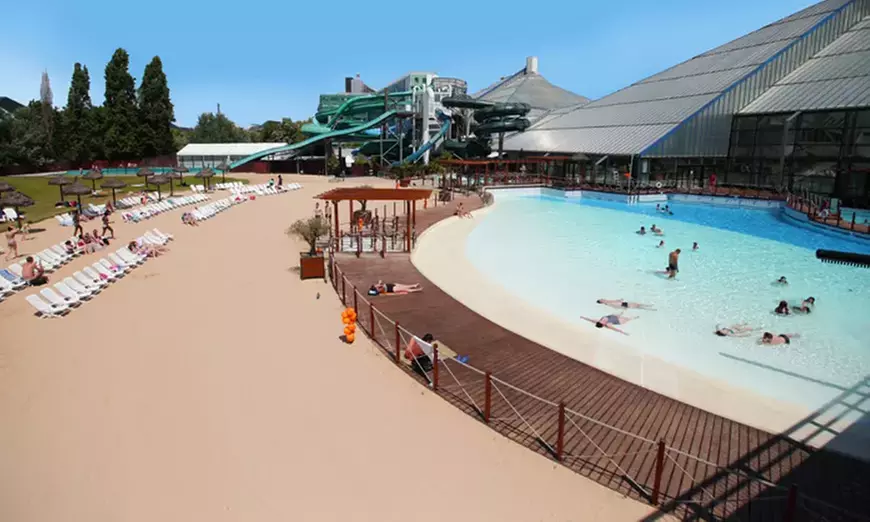 Entrée ou carte(s) Baleine adulte et/ou enfant pour le parc Aquaboulevard (jusqu'à 70% de réduction) - Second Medium