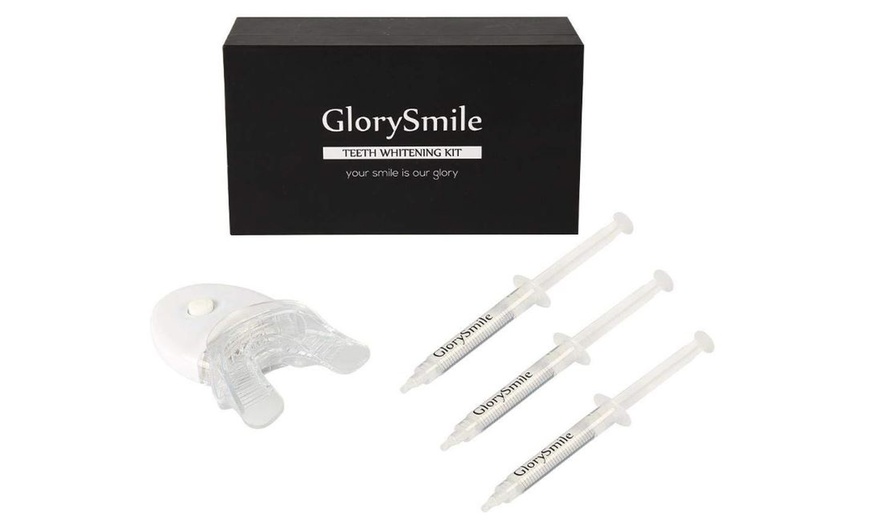 Image 8: Teeth Whitening Kit