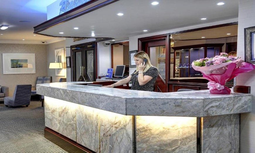 Image 3: West Lothian: 1-3 Night Stay with Breakfast and Late check-out