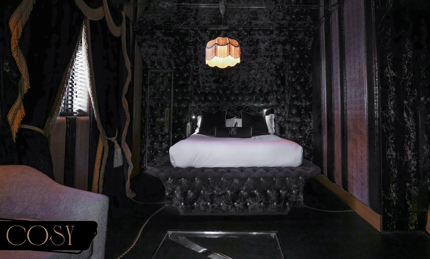 Image 11: Beaconsfield or Stadhampton: 5* Luxurious Hotel Break with Breakfast