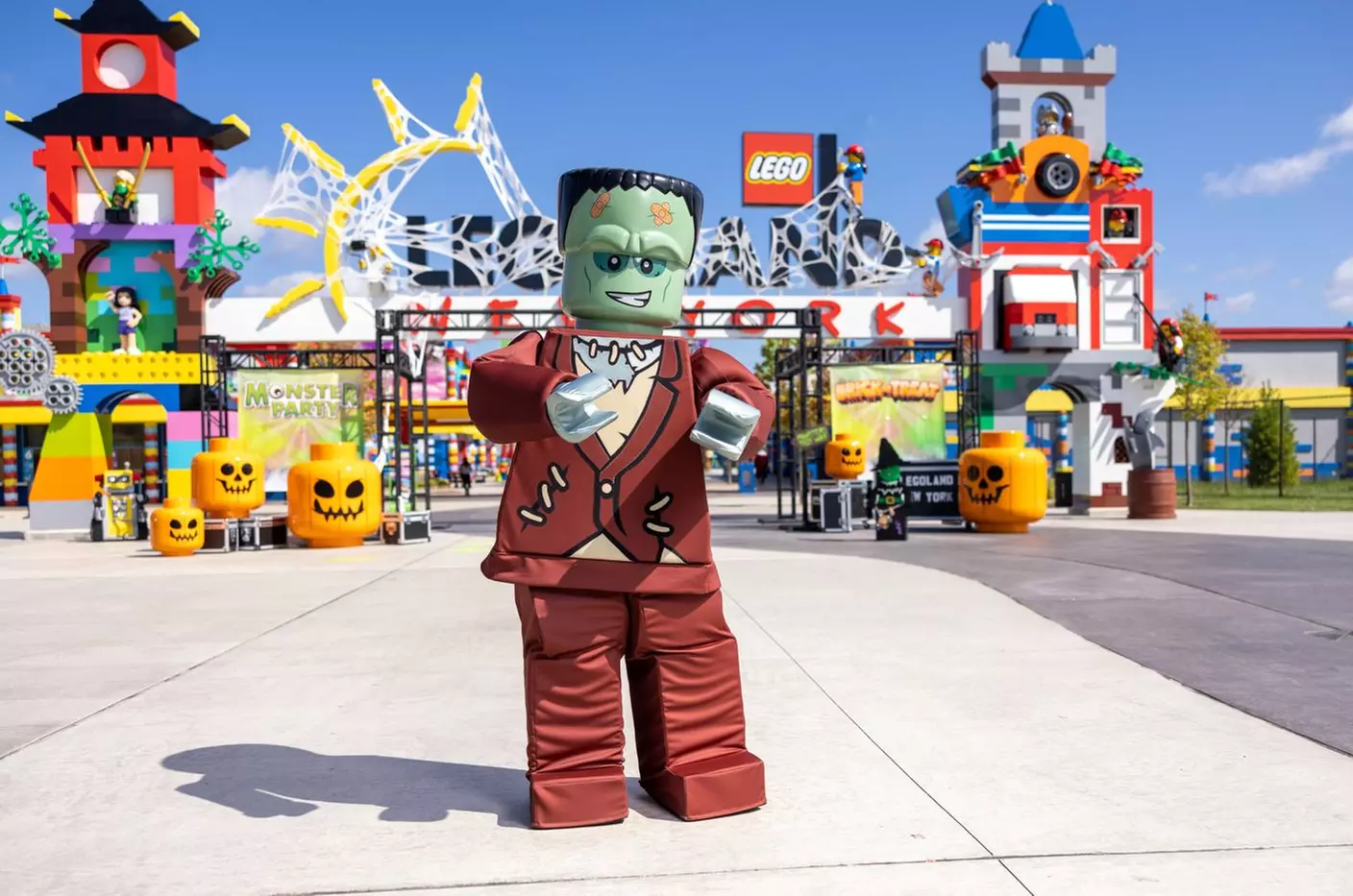 Sleep, Play, & Explore: Rooms Built for Your LEGO-Loving Crew